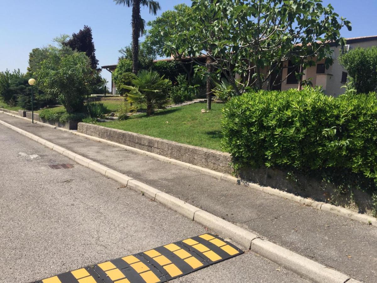 Casa Laura Garda Lago Pozzolengo Exterior photo